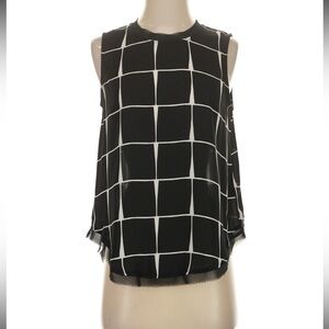 Who What Wear Black Tank Top with White Windowpane Grid